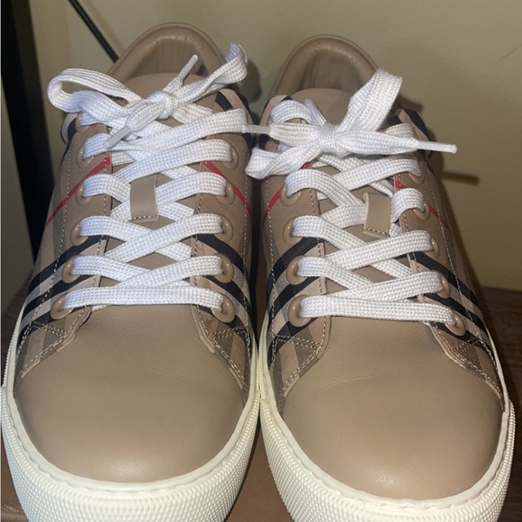 Burberry nova check sneakers - Picture 3 of 7